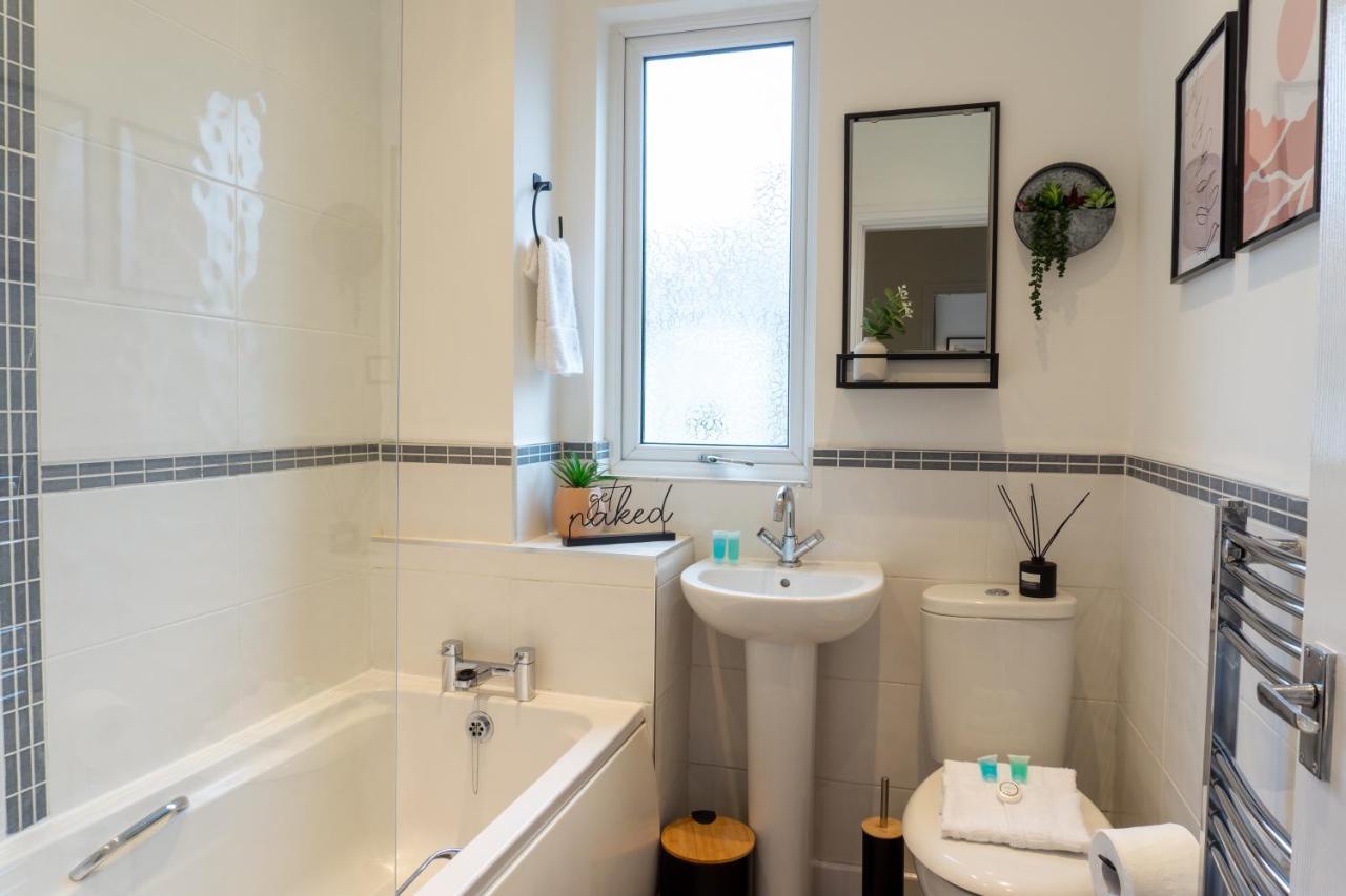 Keith House - Air Host & Stay - Free Parking Ливерпуль Экстерьер фото